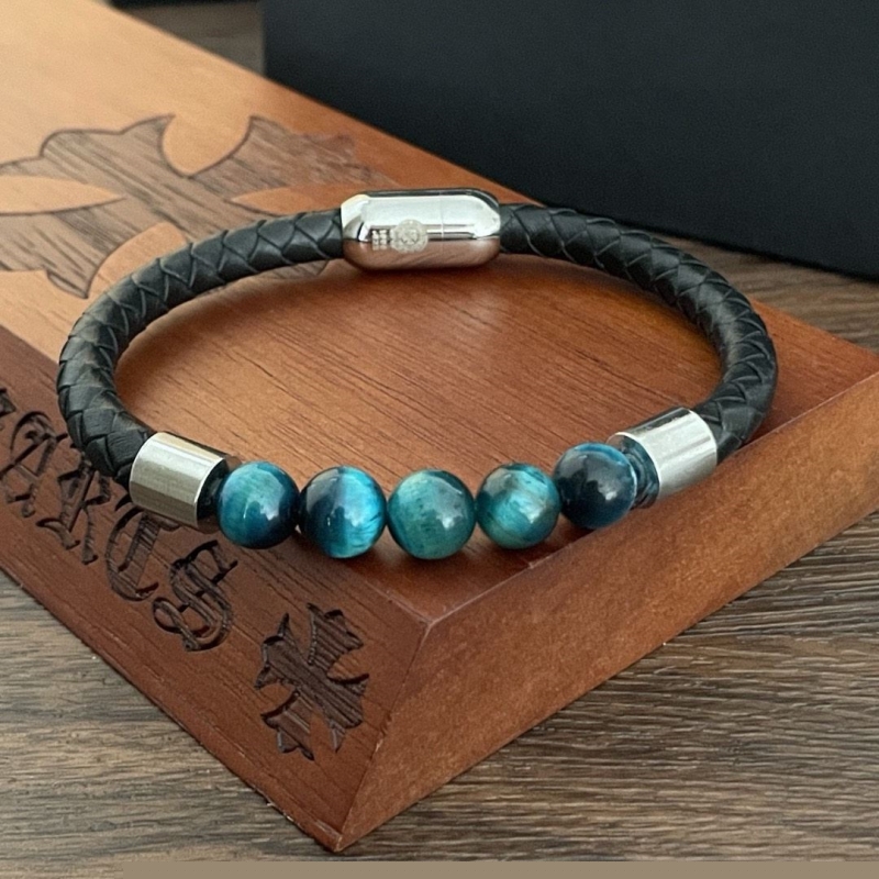 Ch**me He**ts bracelets